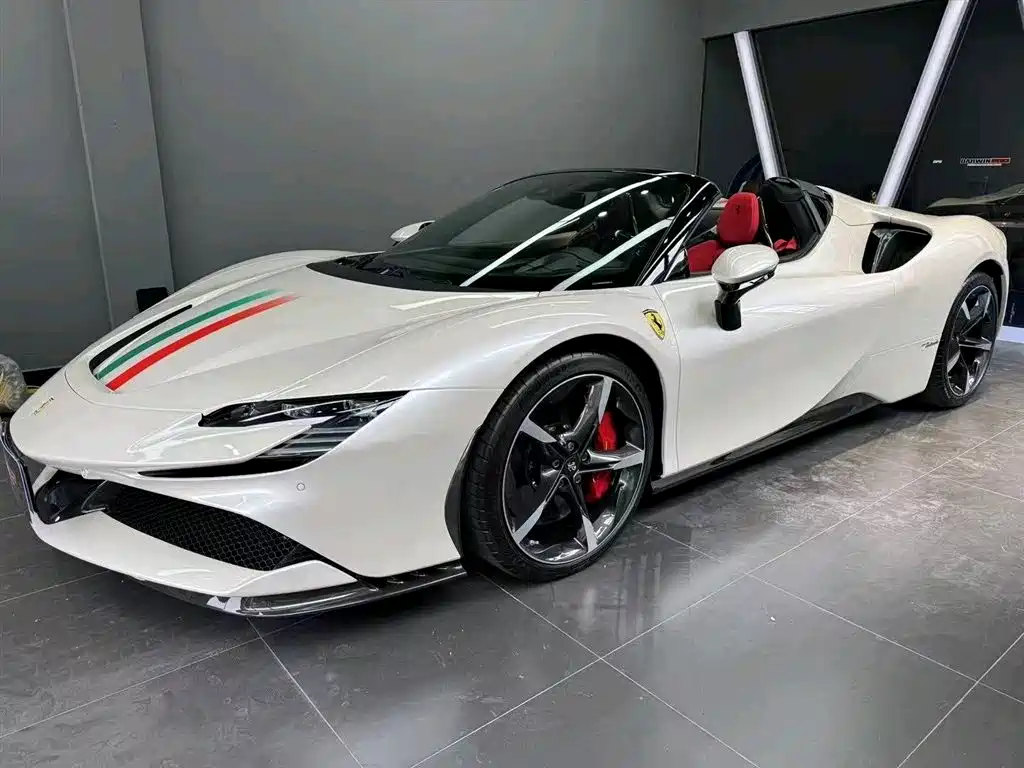 SF90 2021 модель 3,9 T V8 Spider