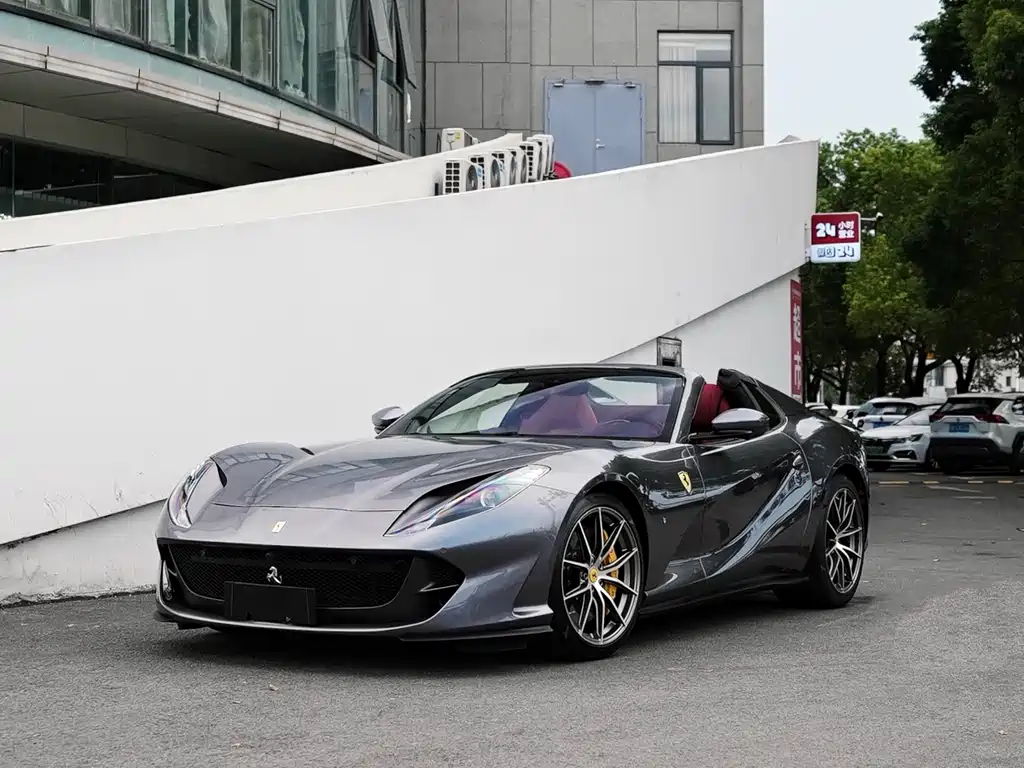 Ferrari 812 2020 6.5L GTS
