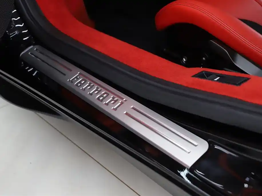 Фото машины 24