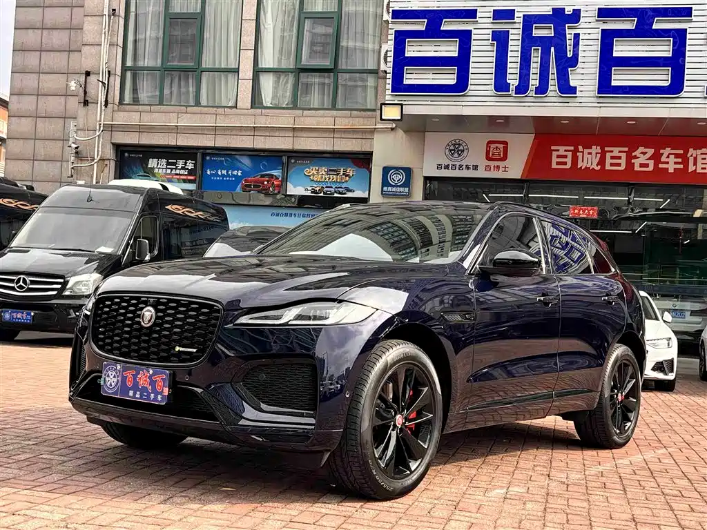 Jaguar F-PACE 2022 P250 R-Dynamic BLACK