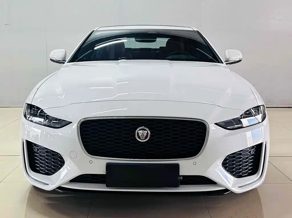 Jaguar XEL 2024 2.0T 250PS R-DYNAMIC S Aggressive Sport