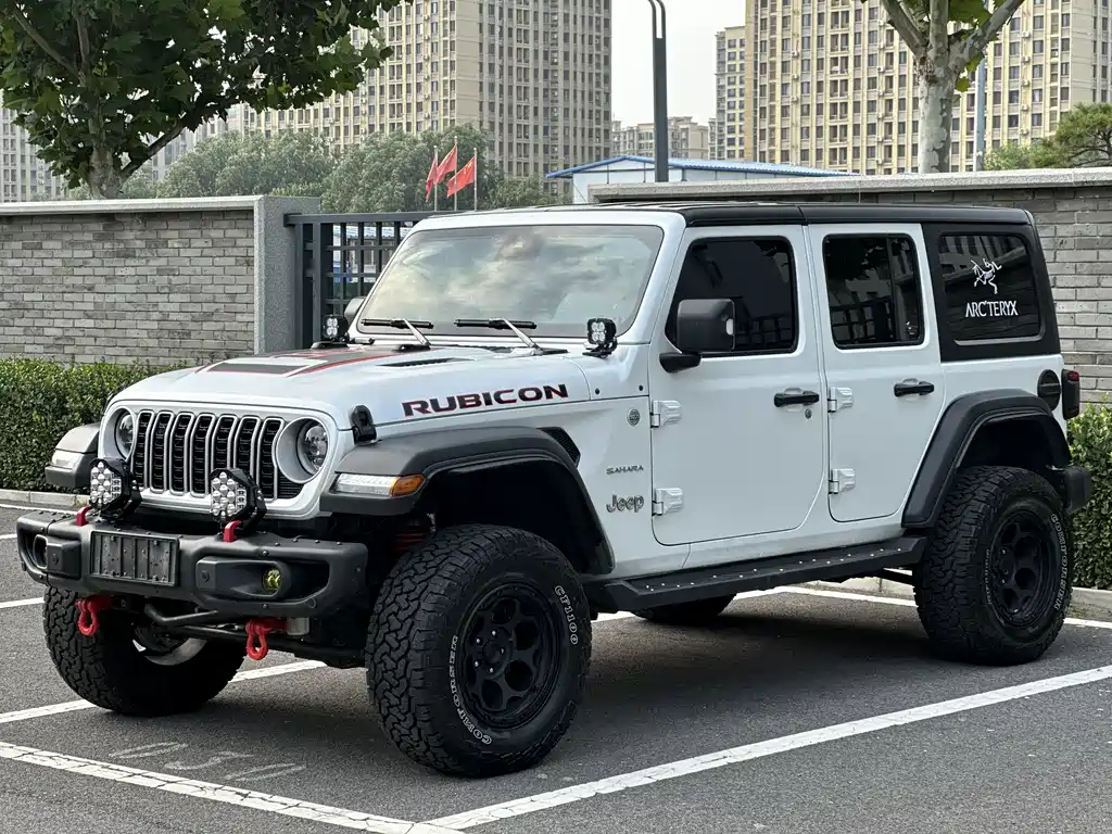 Wrangler 2024 2.0T Sahara four-door version