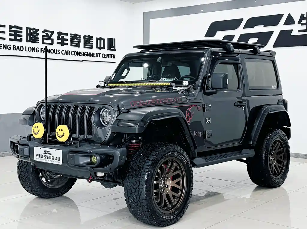 Двухдверная версия Wrangler 2021 2.0T Robin Hood