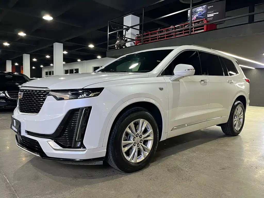 Cadillac XT6 2021 28T seven-seater four-wheel drive fashion type