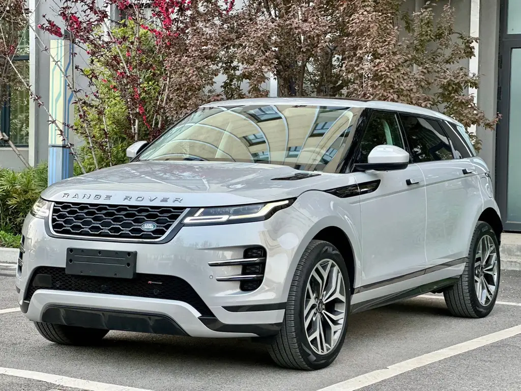 Range Rover Aurora New Energy 2022 Aurora L P300e - гибридная версия с подключаемым электрическим приводом