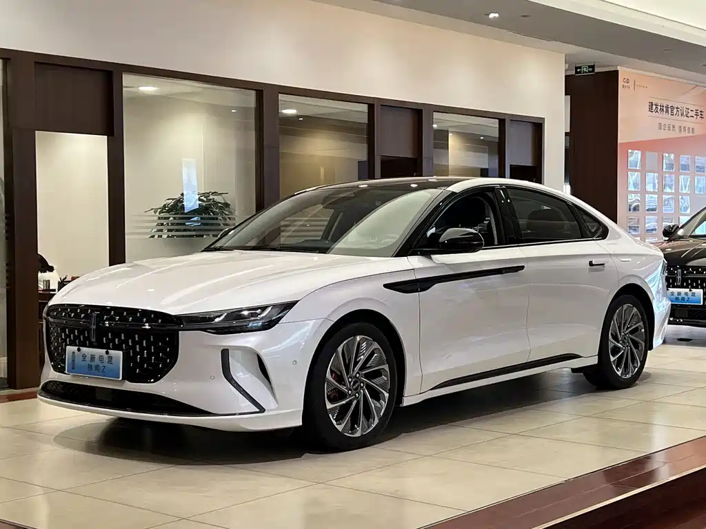 Lincoln Z 2024 2.0T two-wheel drive Zunyao Hybrid version