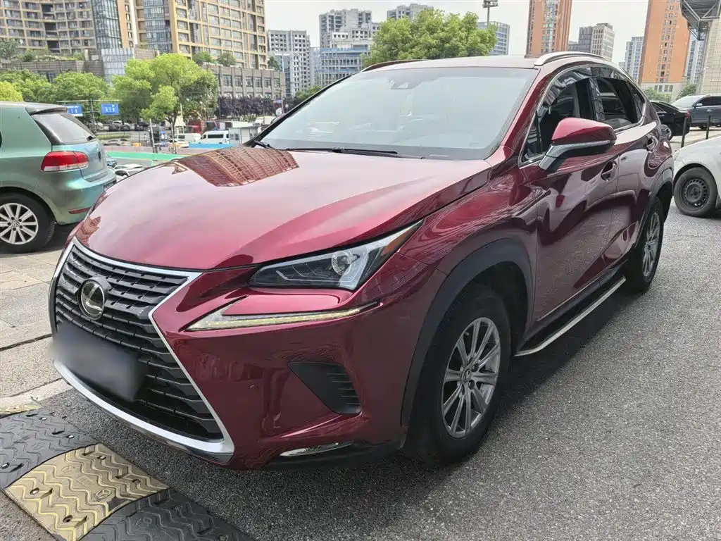 Lexus NX 2020 200 FWD Vanguard VI