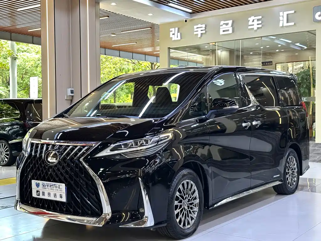 Lexus LM 2020 300h seven-seater Junya edition