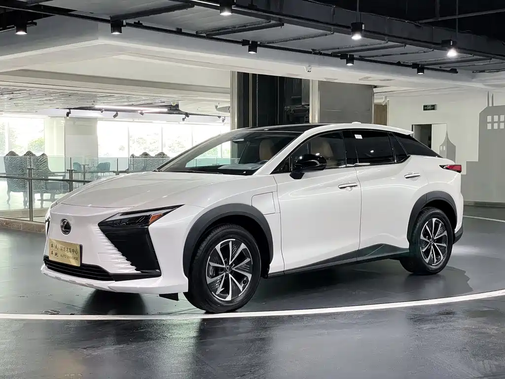 Lexus RZ 2023 450e four-wheel drive indulgent edition
