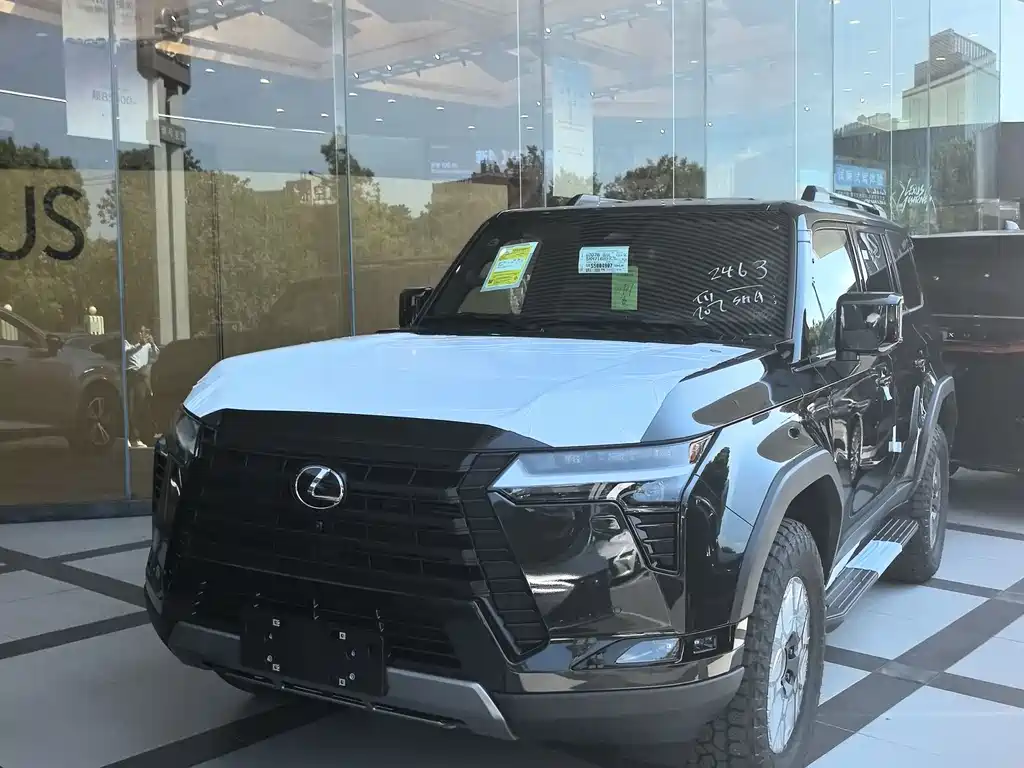 Lexus GX 2024 OVERT TRAIL Far Peak Edition