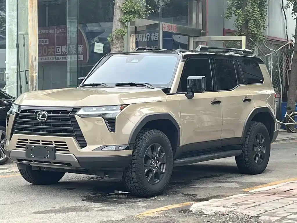 Lexus GX 2024 OVERT TRAIL Far Peak Edition