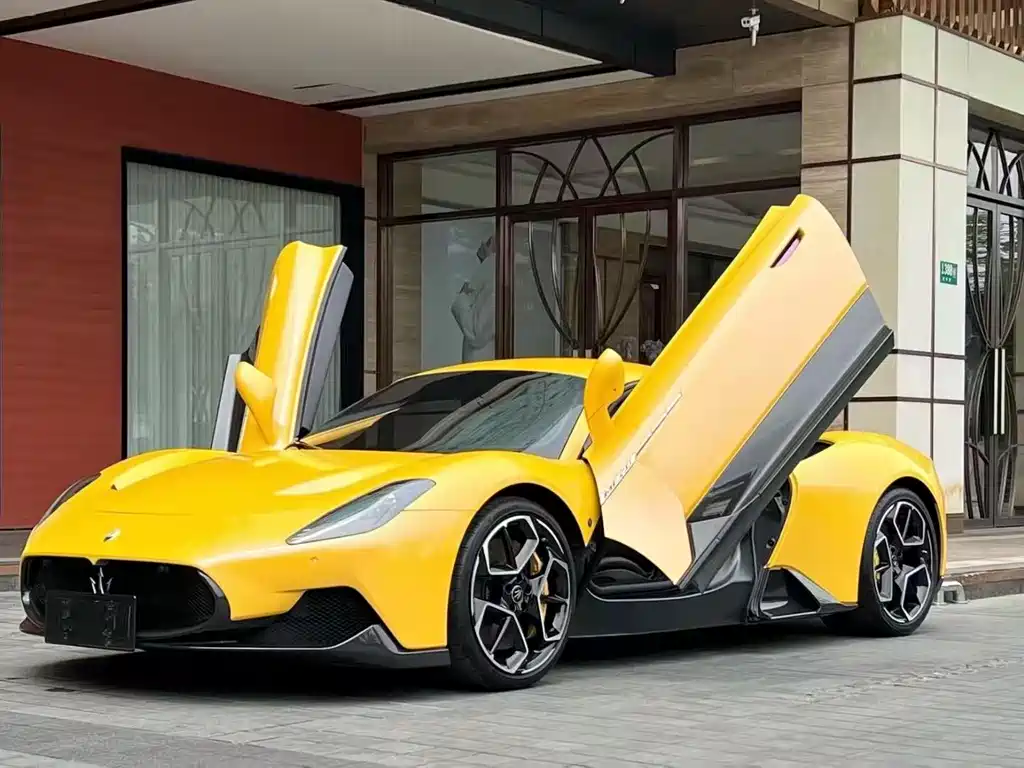 Maserati MC20 2020 модель 3.0T Standard Edition