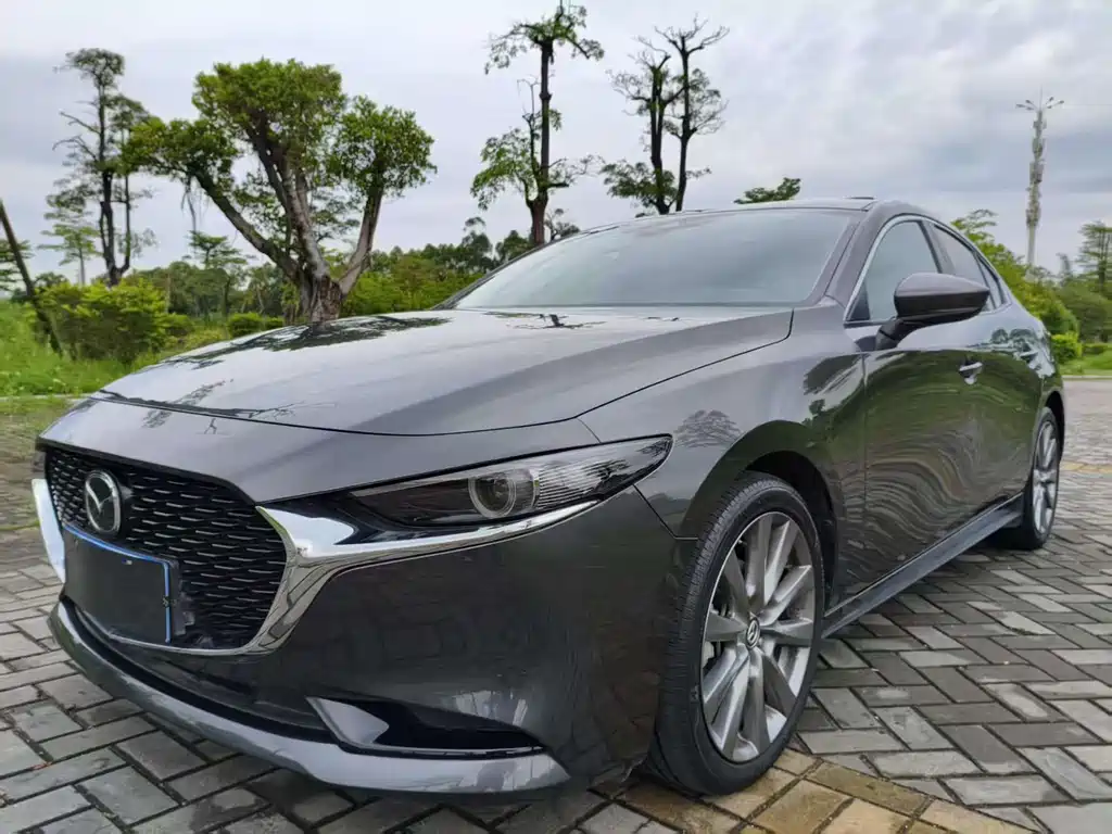 Mazda 3 Angkesaila 2023 2.0L Automatic Premium Edition