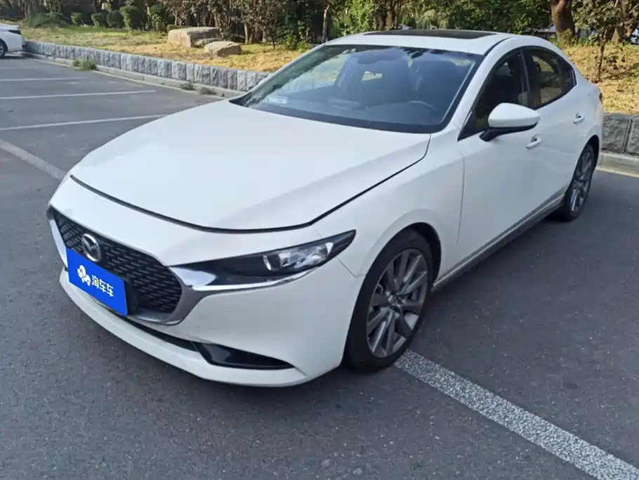 Mazda3 Enclave 2023 2.0L Automatic Premium Edition