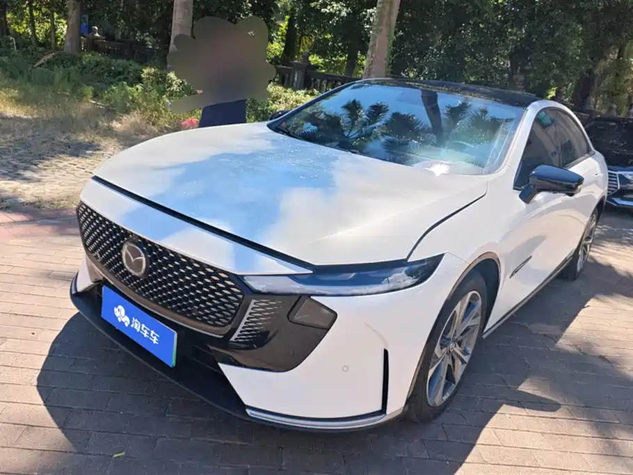 Модель Mazda EZ-6 2024 года выпуска имеет запас хода 130