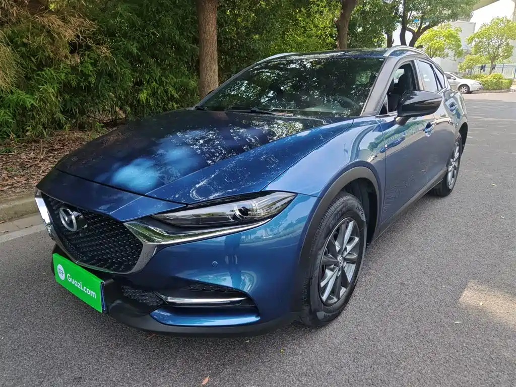 Mazda CX-4 2021 2.0L automatic two-wheel drive Blue Sky Premium version