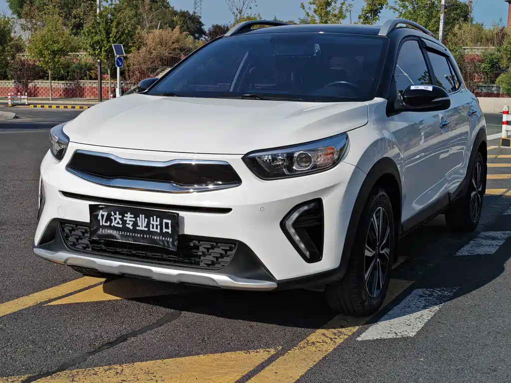 Eclat 2021 1.4L CVT Fun Sunroof Model
