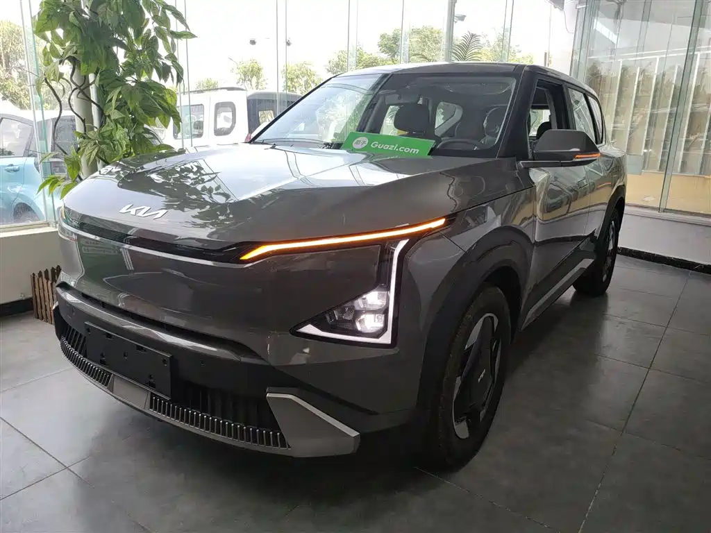 Kia EV5 2024 model 530 Light
