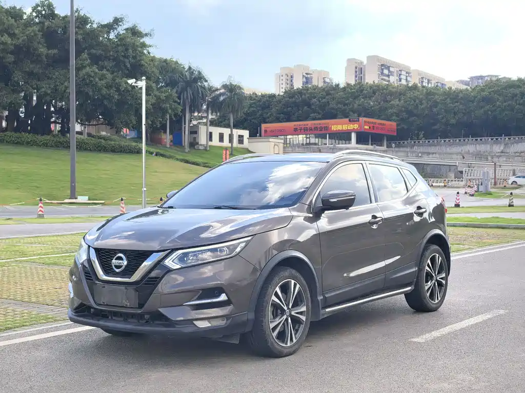 Qashqai 2021 2,0-литровый вариатор Deluxe Edition