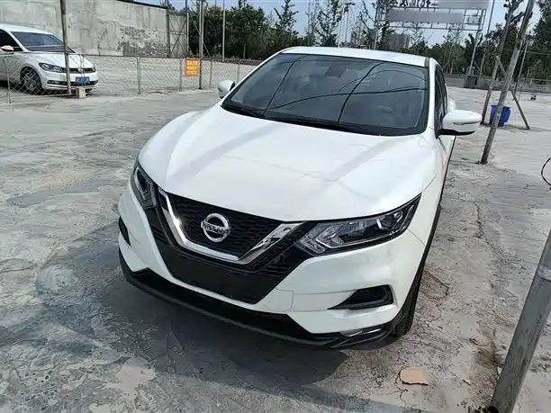 Qashqai 2021 2,0-литровый вариатор Smart Edition