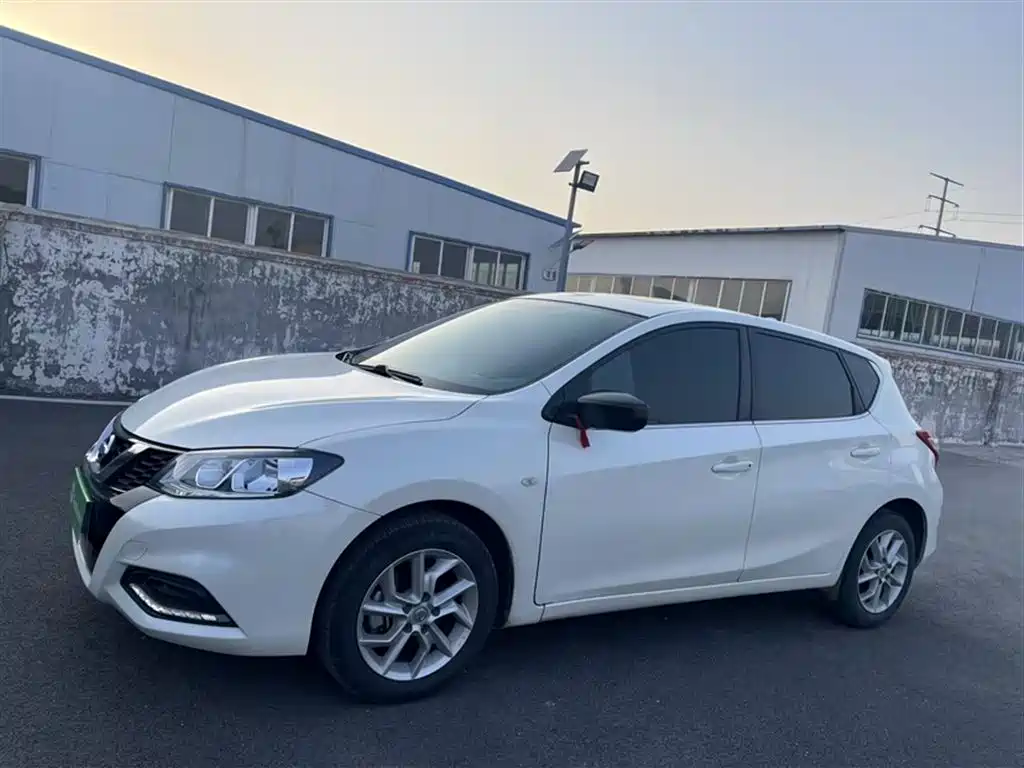 Tiida TIIDA 2021 1.6L CVT Cool Version
