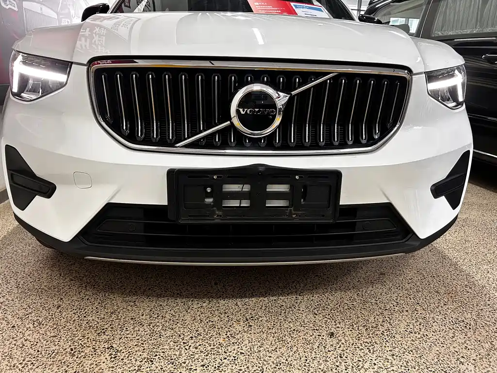 Volvo XC40 2024 B3 Smart Travel Fashion Edition