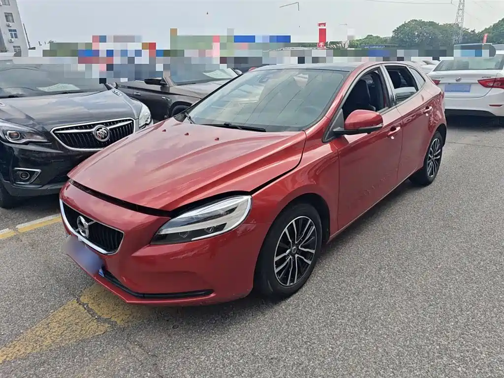 Volvo V40 2019 T3 Smart Edition
