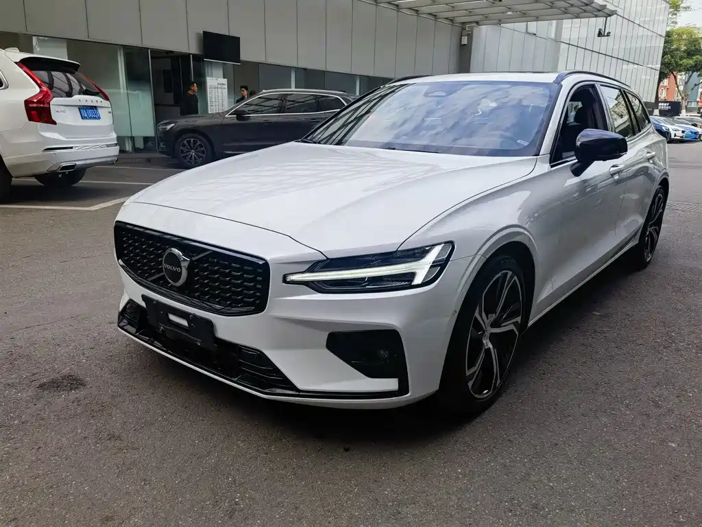 Volvo V60 2022 B5 Zhiya Sports Edition