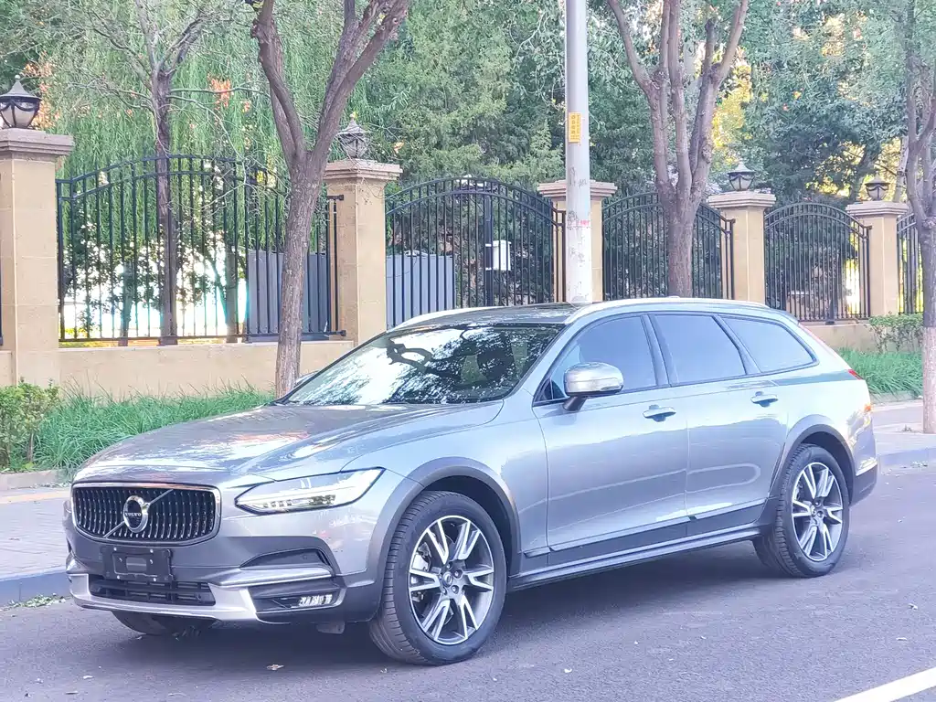 Volvo V90 2020 facelift Cross Country T5 AWD Zhiyuan Edition