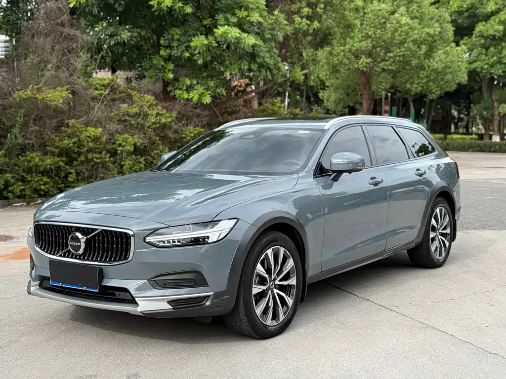 Volvo V90 2021 Cross Country B5 AWD Intelligent
