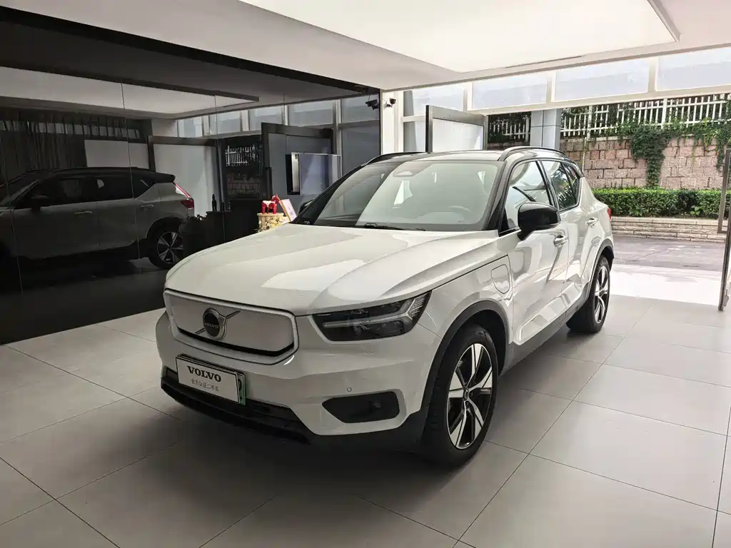 Volvo XC40 New Energy 2021 P8 с полным электрическим приводом Zhiya Sports Edition