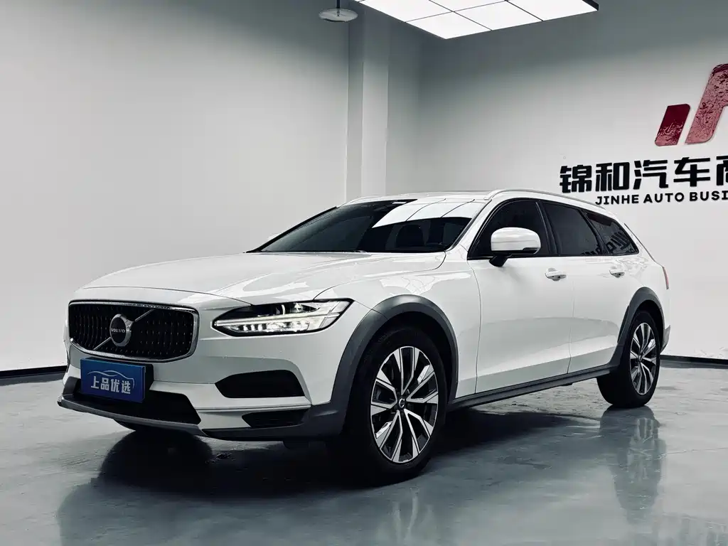 Volvo V90 2022 Cross Country B5 AWD Intelligent Vision