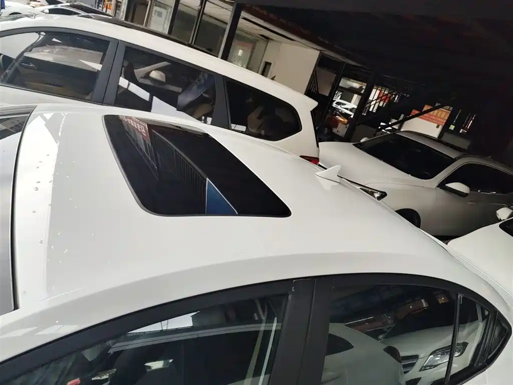 Фото машины 30