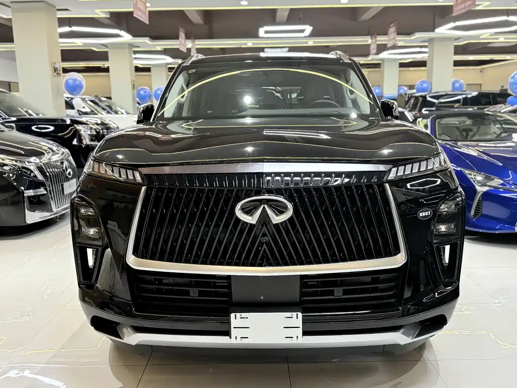 Автограф Infiniti QX80 2025 года выпуска
