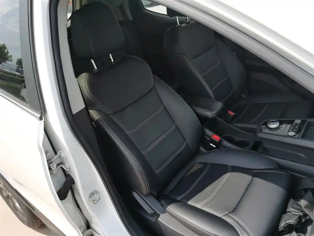 Фото машины 24