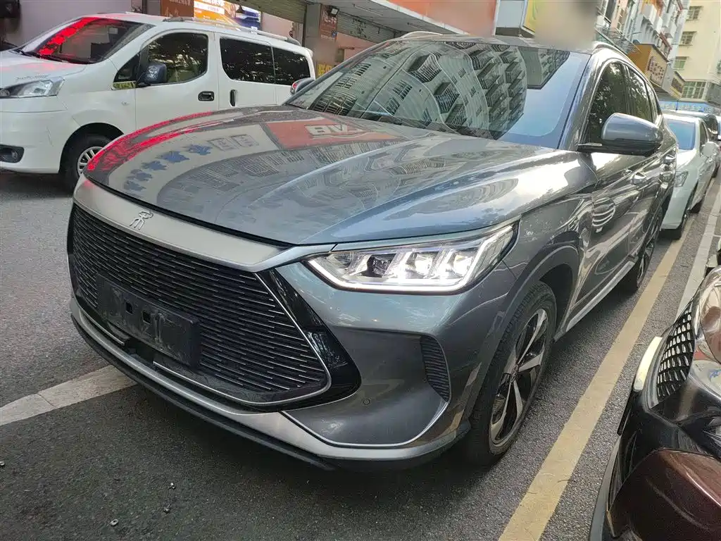 Song PLUS New Energy 2021 DM-i 110-километровый флагманский автомобиль PLUS