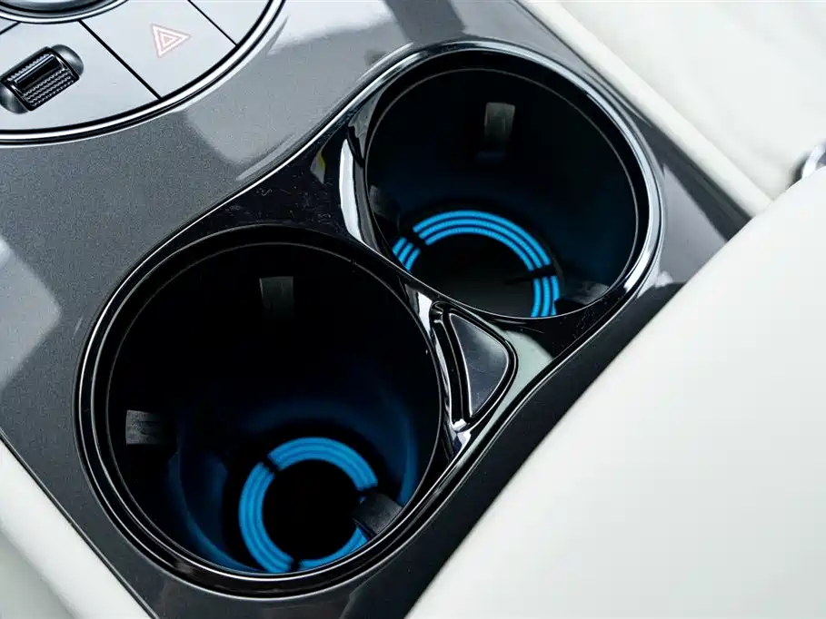 Фото машины 30