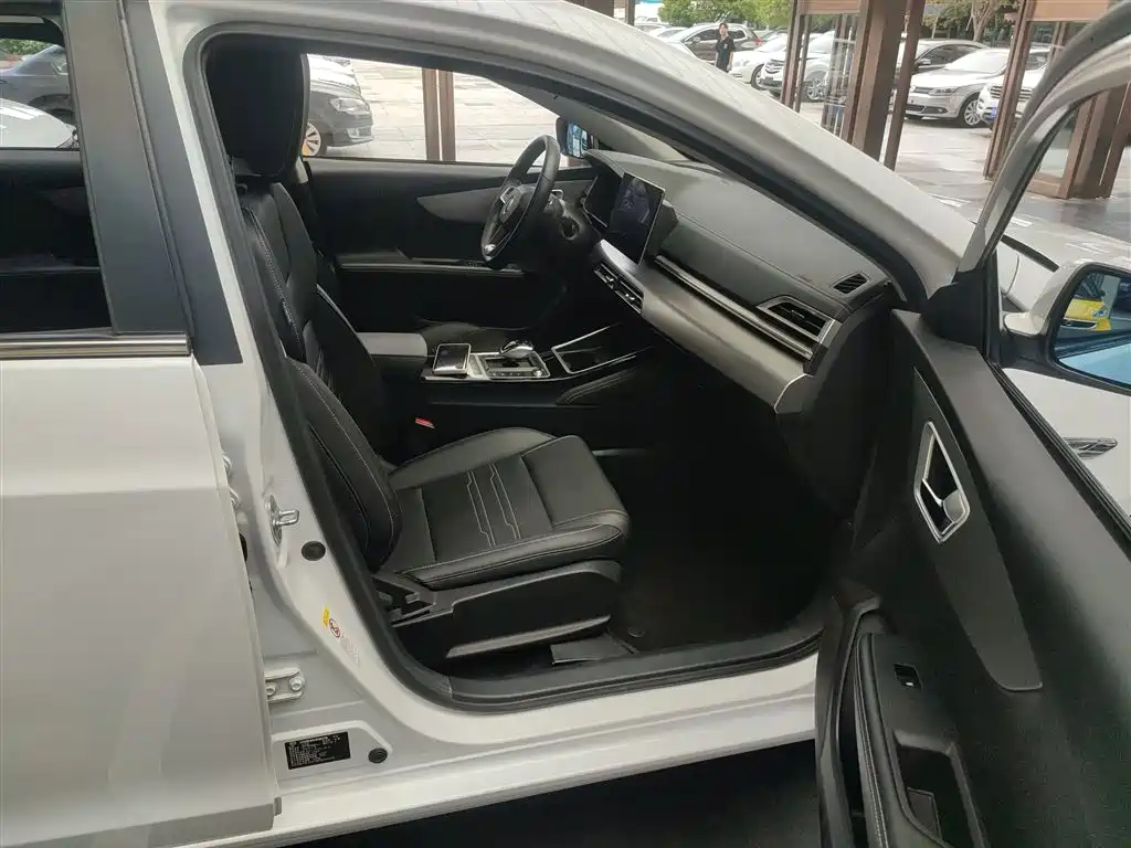 Фото машины 24