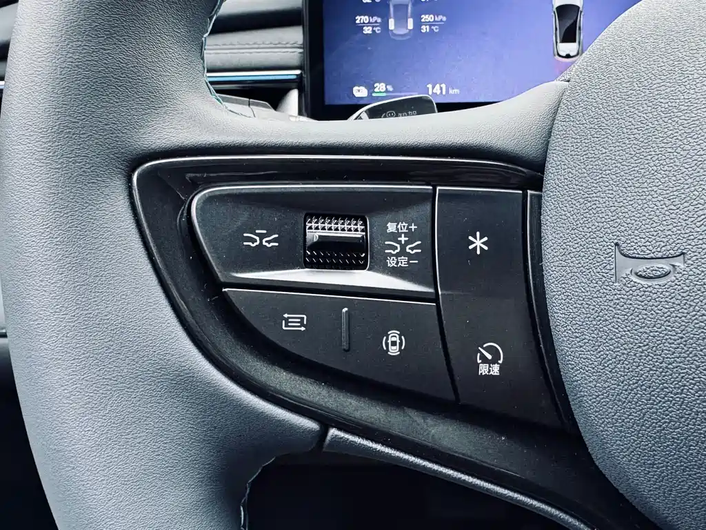 Фото машины 44