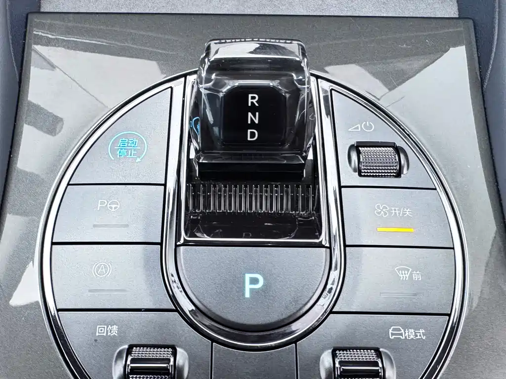 Фото машины 33