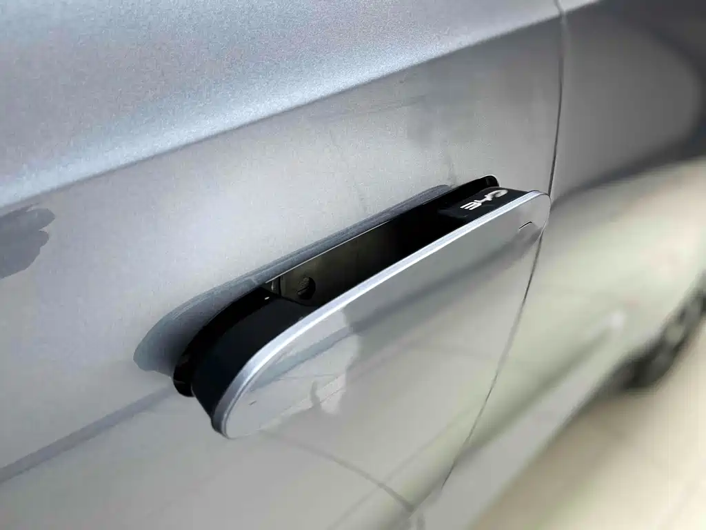 Фото машины 24