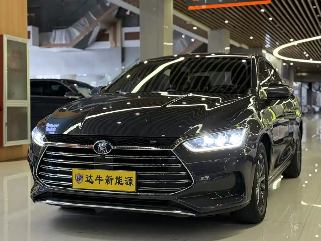 Qin Pro New Energy 2019 DM Super Версия 1.5 TI Автоматическая Zhilian Jinxuan National V