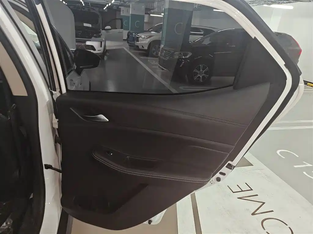 Фото машины 26