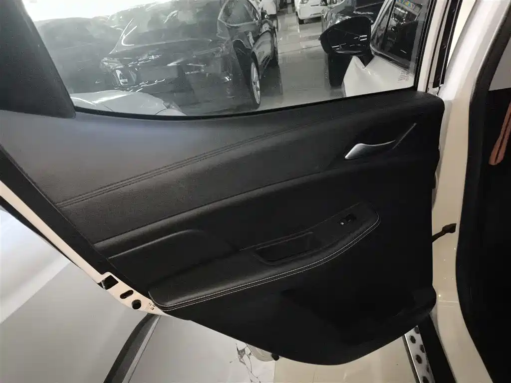 Фото машины 28