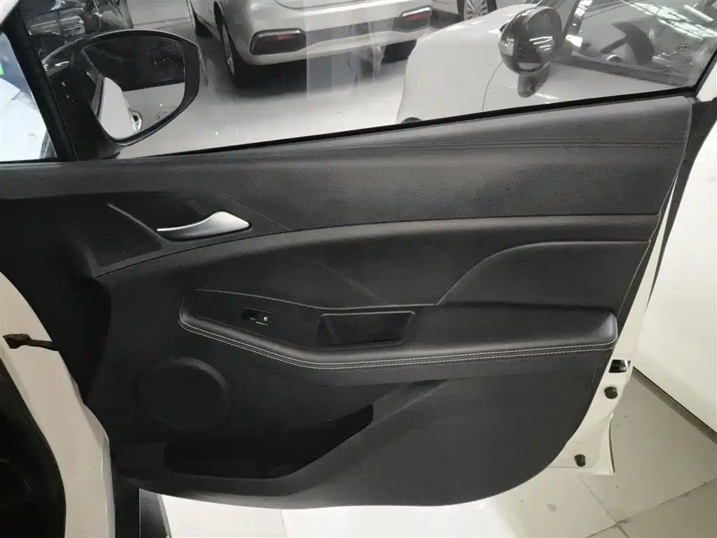 Фото машины 25