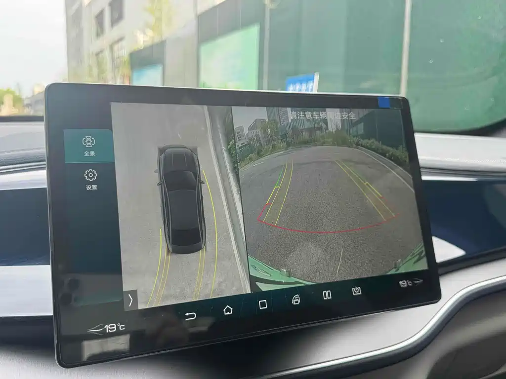 Фото машины