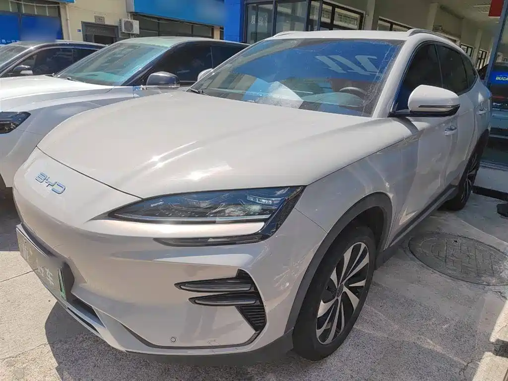 Song Plus New Energy 2024 Glory Edition EV 520 км класса люкс