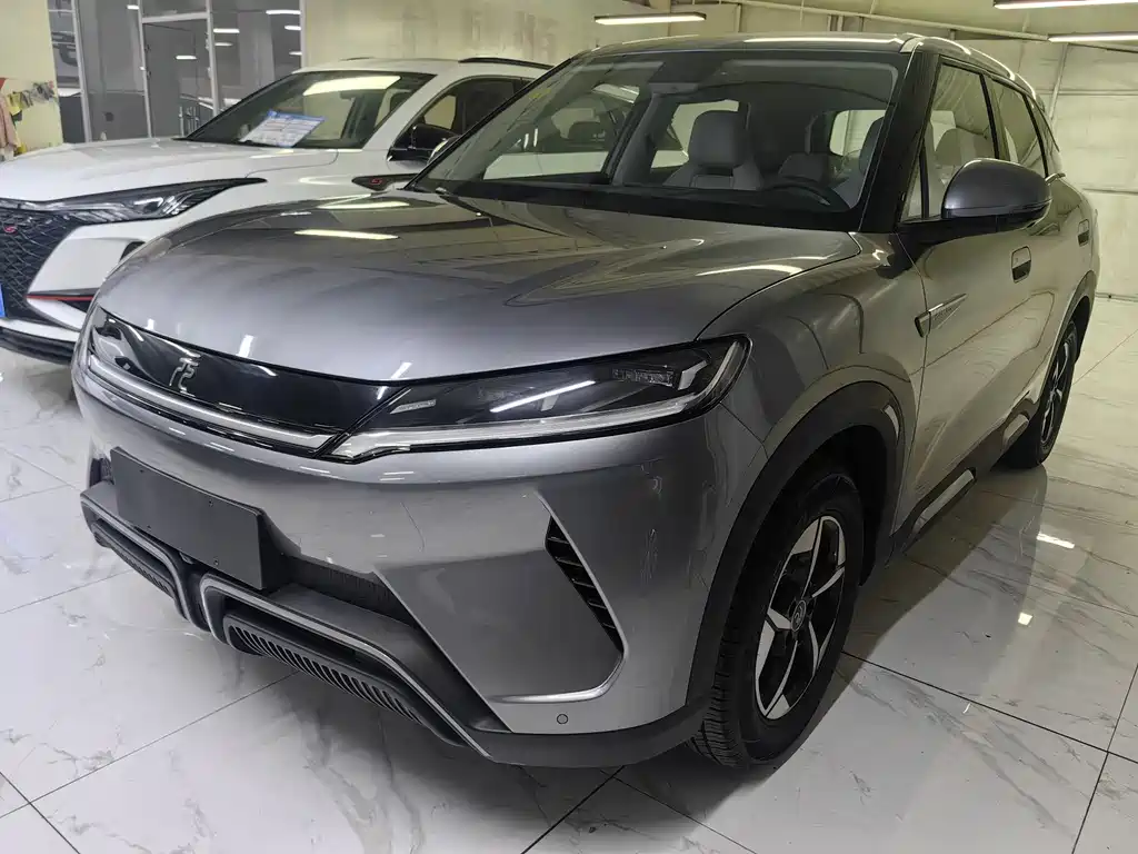 Yuan UP 2024 model 401KM leading type