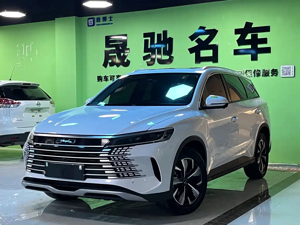 Sea Lion 05 DM-i 2025 DM-i Версия для интеллектуального вождения 115 км Премиум-класса