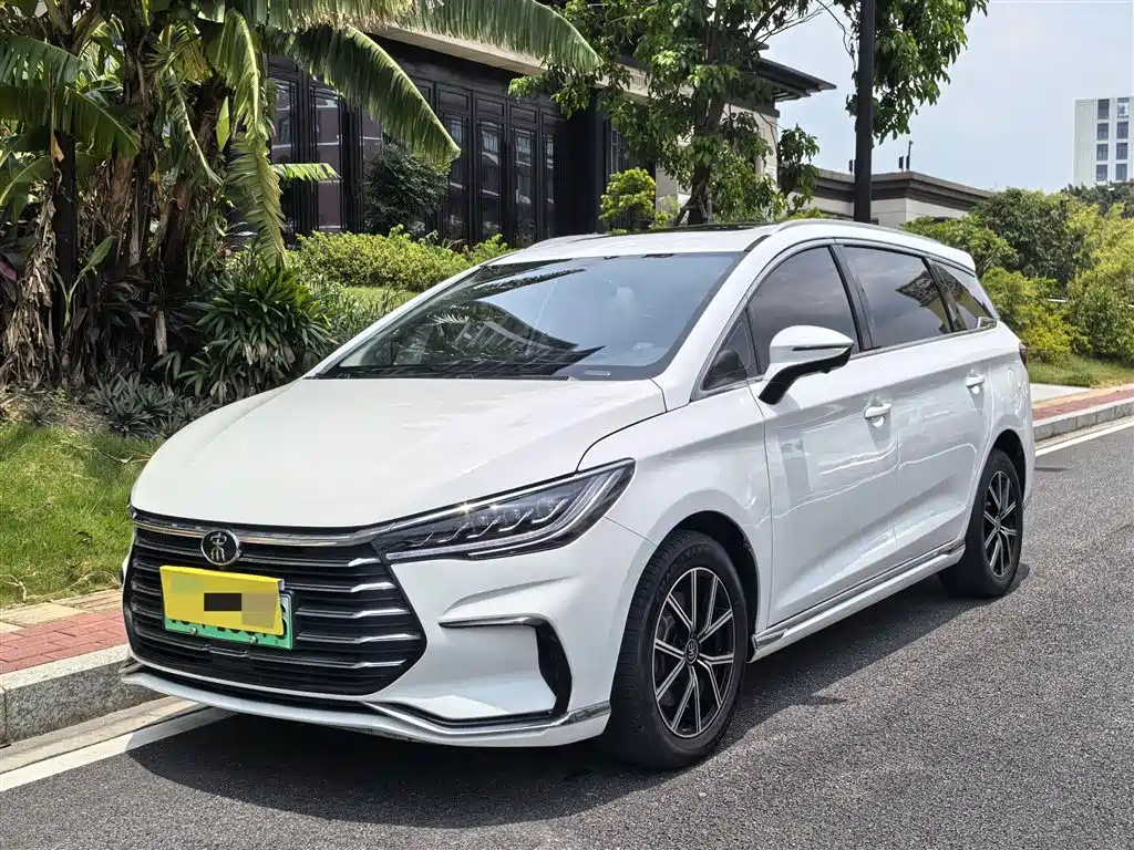 Songjiang New Energy 2022 DM-i 105 КМ Honor Type